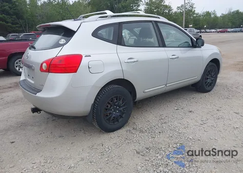 2015 Nissan Rogue Select S из США, поврежденный, VIN JN8AS5MV4FW259182